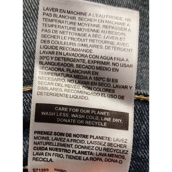 Levi's Signature Men's S61 Relaxed Jeans Size 40x32 PLEASE SEE MEASUREMENTS! - Picture 8 of 9